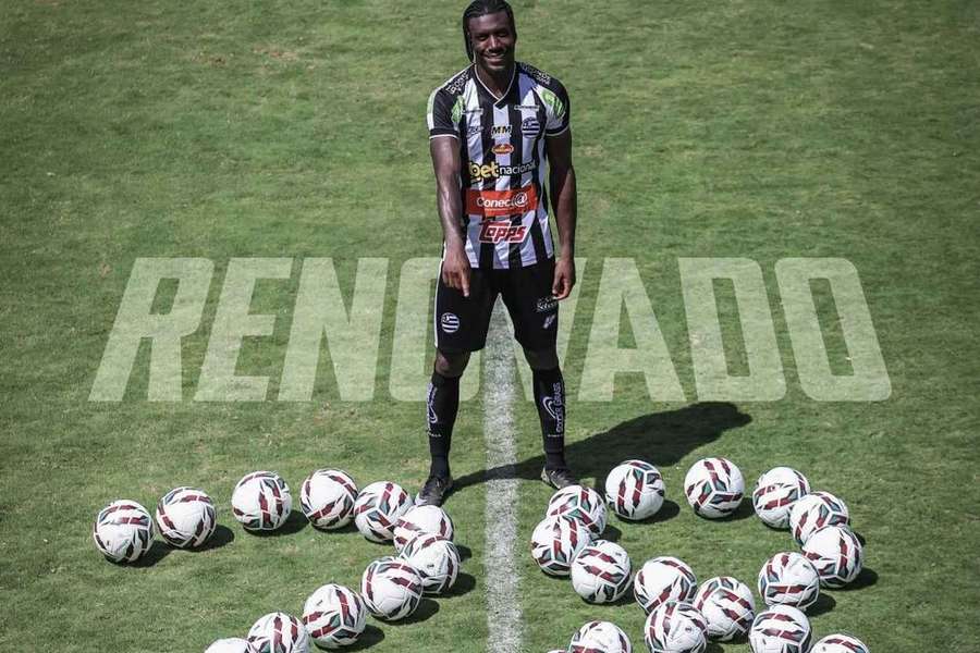 Ronaldo Tavares renova com o Athletic Club até 2028 Ronaldo Tavares renova com o Athletic Club até 2028