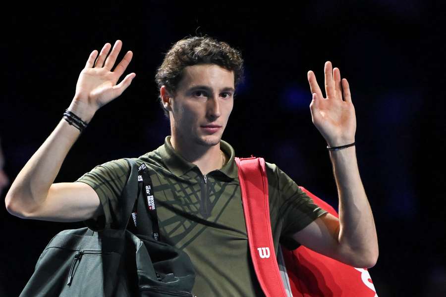 Triste nouvelle pour Ugo Humbert. Triste nouvelle pour Ugo Humbert.