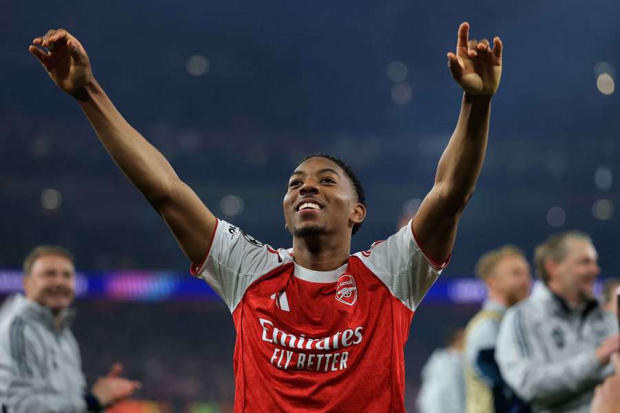Lewis-Skelly says "the job is not done" as Arsenal must "stay in the moment" in title race