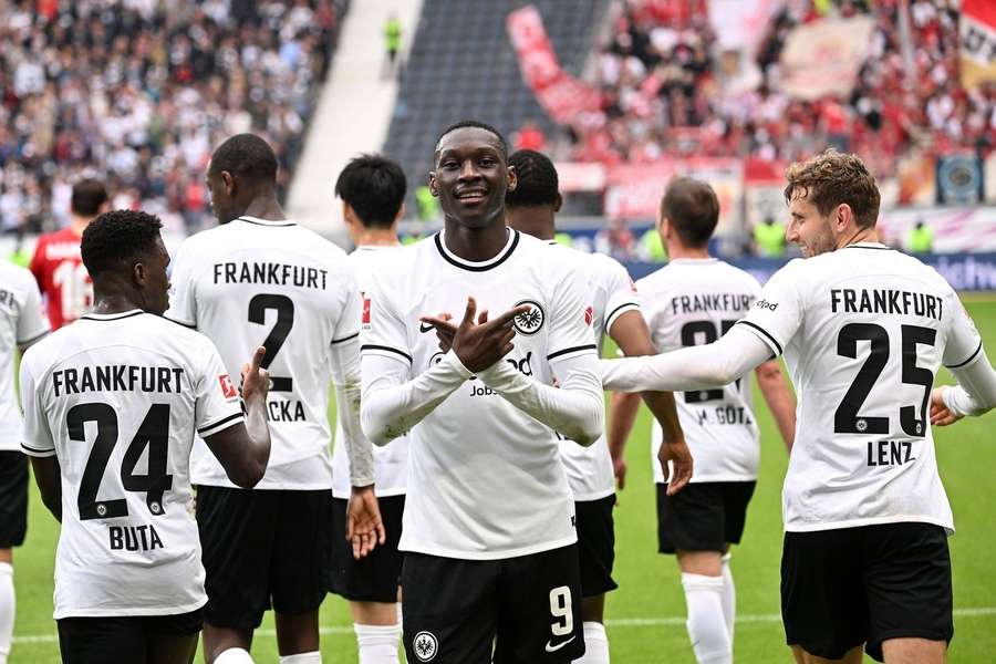 Muani foi líder de assistências na última edição da Bundesliga