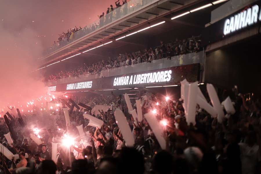 A torcida do Galo fez a festa contra o River na Arena MRV