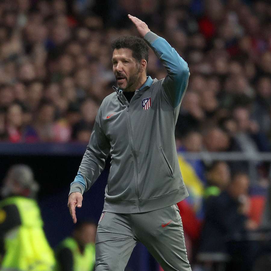 Simeone sofreu 22ª derrota para Barcelona na carreira