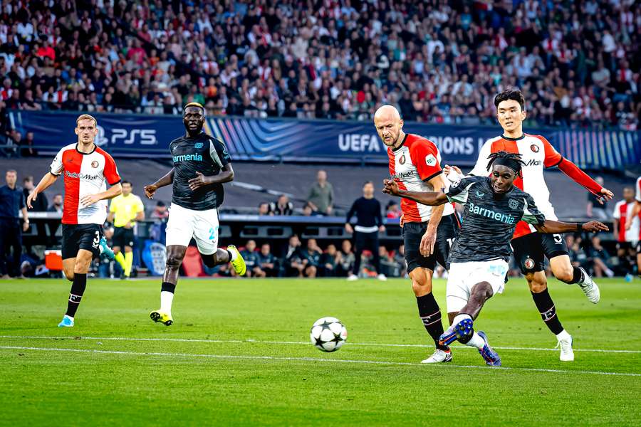 Bayer Leverkusen won donderdagavond met 0-4 van Feyenoord