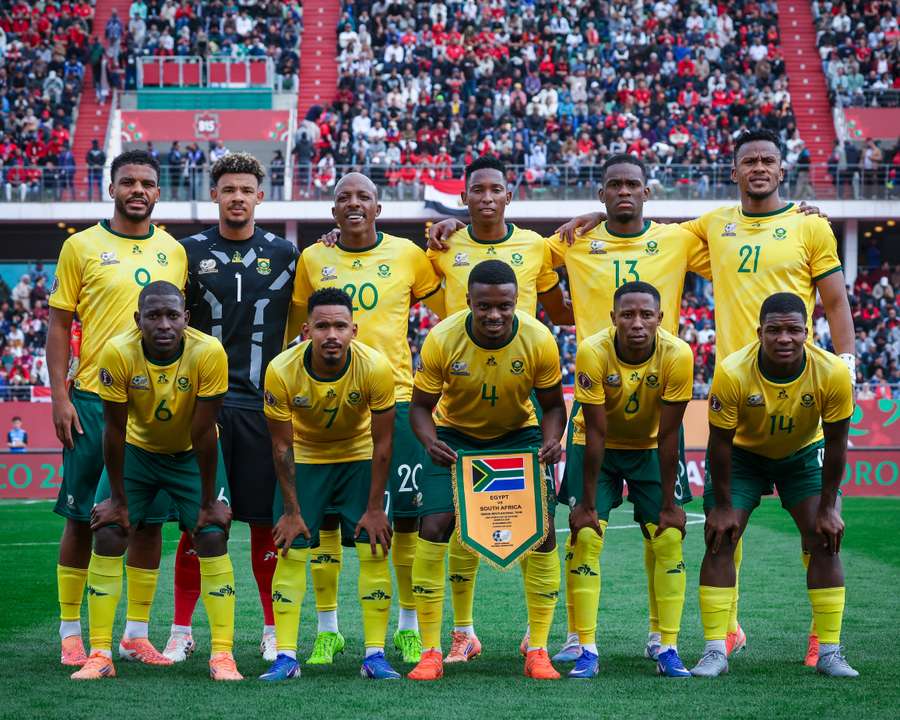 Photo de l’équipe d’Afrique du Sud avant le match face à l’Égypte lors de la CAN 2025, au Grand Stade d’Agadir au Maroc. Photo de l’équipe d’Afrique du Sud avant le match face à l’Égypte lors de la CAN 2025, au Grand Stade d’Agadir au Maroc.