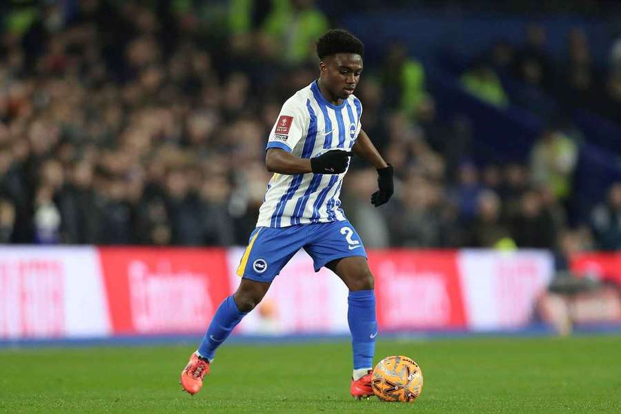 Tariq Lamptey está em final de contrato com o Brighton Tariq Lamptey está em final de contrato com o Brighton