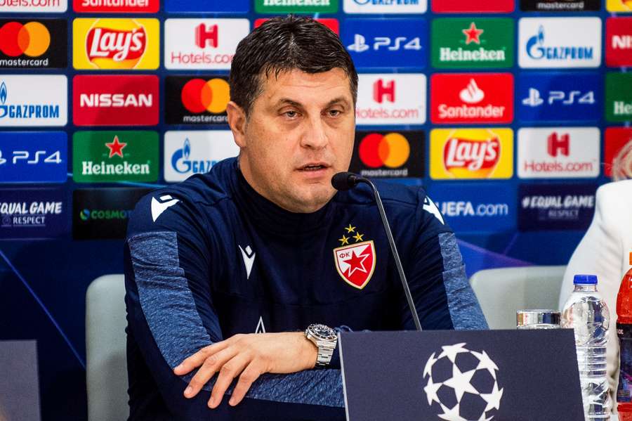 Vladan Milojevic, treinador do Estrela Vermelha