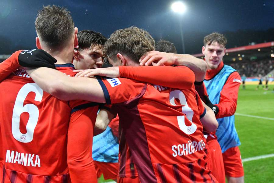 Nach dem nächsten Last-Minute-Erfolg wächst beim 1. FC Heidenheim die Zuversicht Nach dem nächsten Last-Minute-Erfolg wächst beim 1. FC Heidenheim die Zuversicht