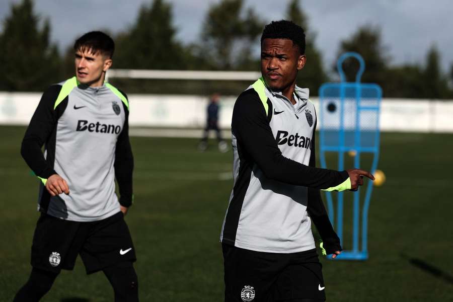 Iván Fresneda e Geny Catamo no treino do Sporting