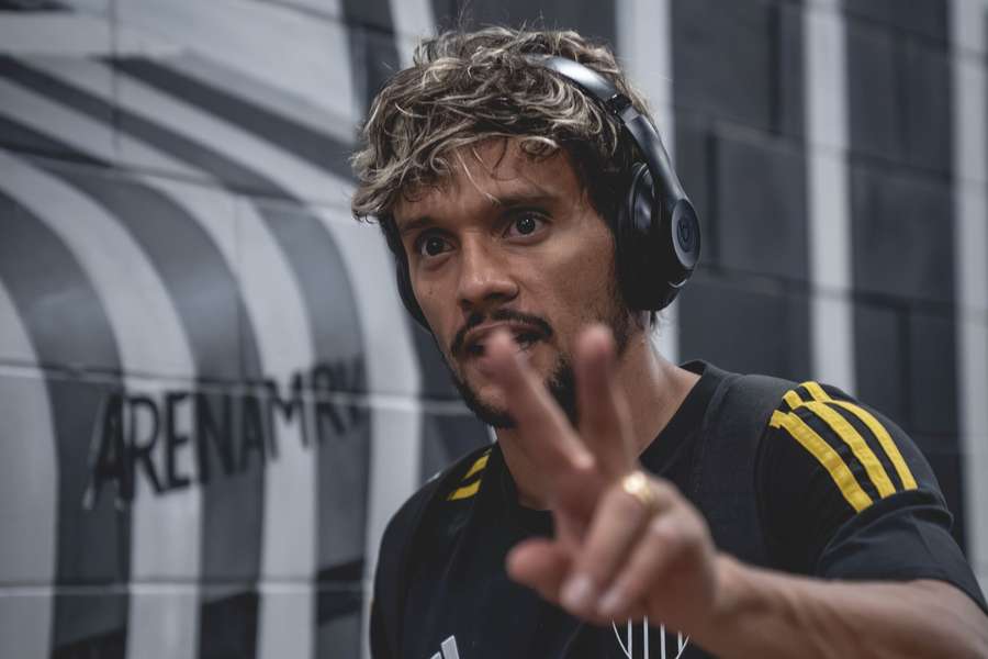 Parcela da transferência de Gustavo Scarpa está em atraso