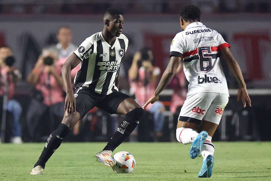 Luiz Henrique teve noite apagada em São Paulo