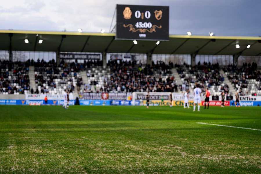 Livesport Daily #760: Příští sezona a hybridní trávník? Přibydou další dva až tři kluby