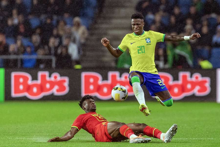Brasil e Gana: o melhor e o pior time do raking da FIFA entre as seleções que estarão na Copa