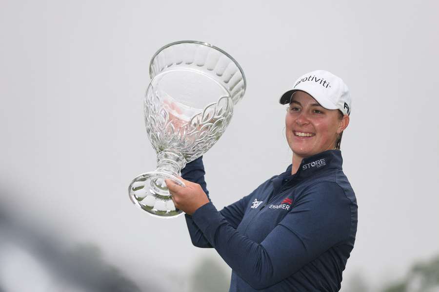 Jennifer Kupcho celebrates title win