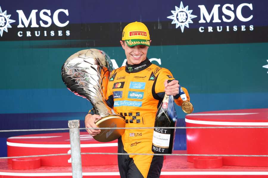 Norris má na dosah velký úspěch. Norris má na dosah velký úspěch.