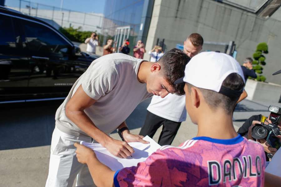 Facundo Gonzalez al suo arrivo al JMedical