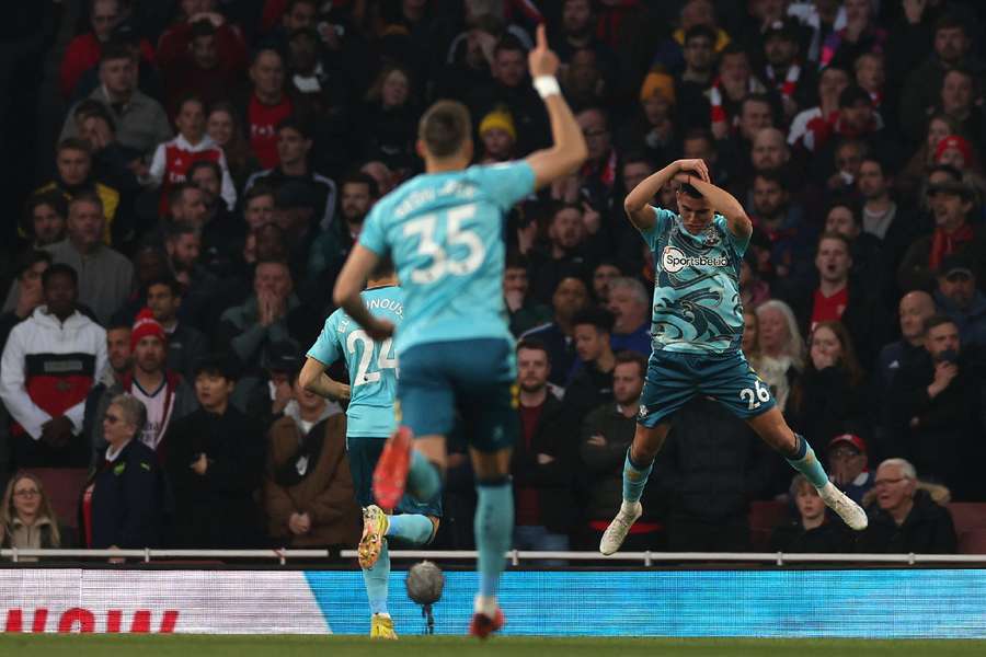 Carlos Alcaraz celebrates goal against Arsenal