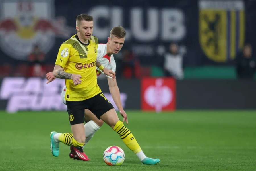 Marco Reus has committed to staying at Dortmund