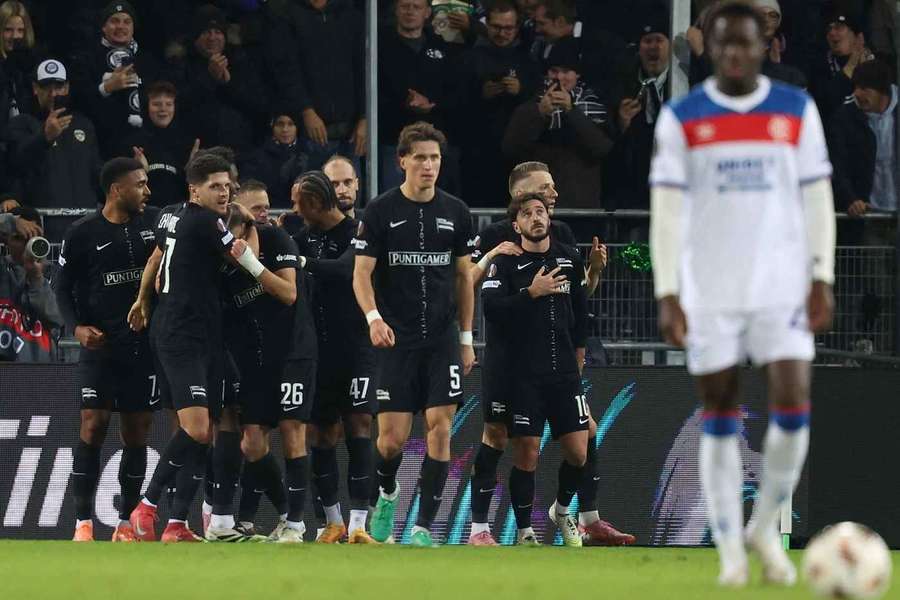 Sturm jubelt gegen die Rangers.