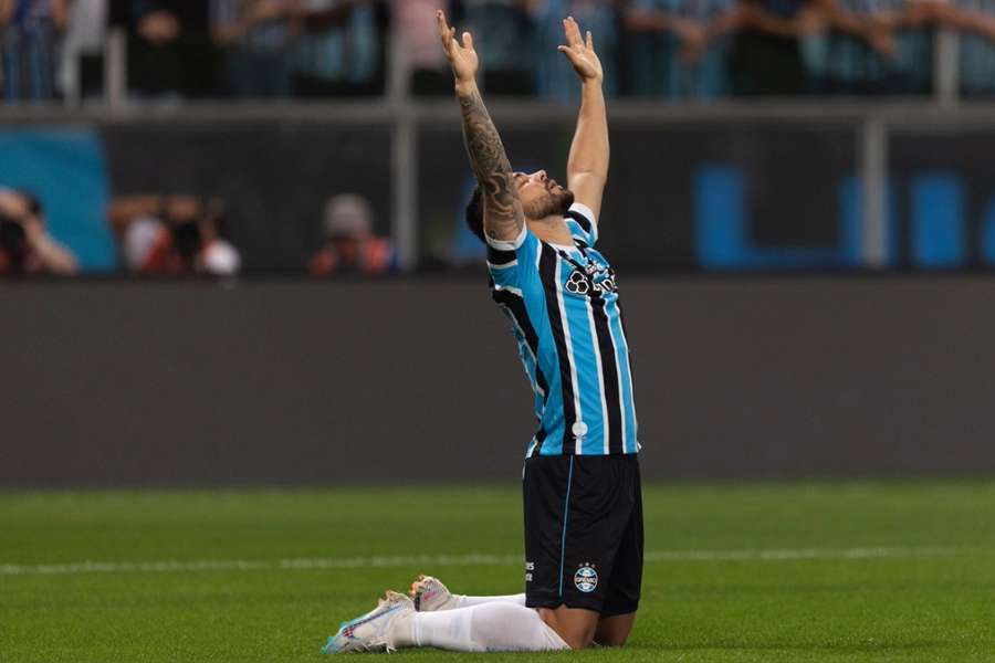 João Pedro deu a vitória ao Grêmio contra o Palmeiras