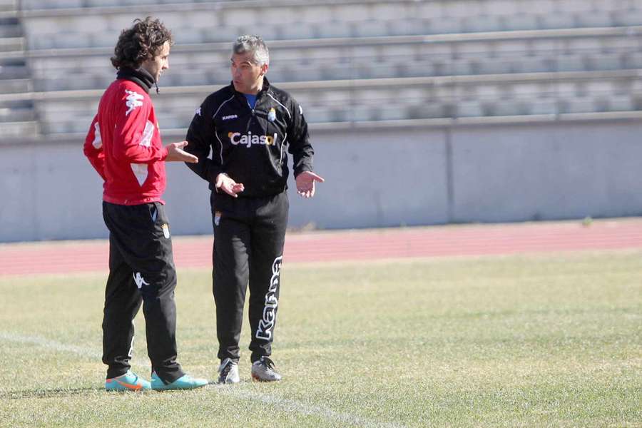 Higuera, en su etapa de entrenador del Xerez