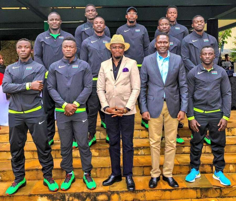 Namwamba (centre) with the rugby sevens team