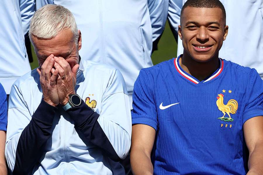 Sem ressentimentos entre o selecionador nacional Deschamps e Kylian Mbappé