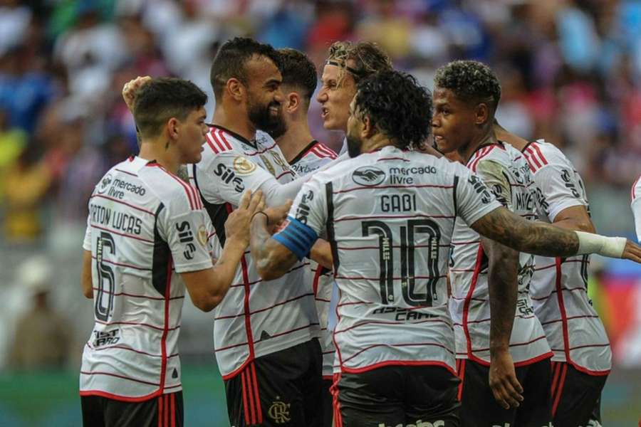 Fabrício Bruno ligou o alerta para nível de atuação do Flamengo