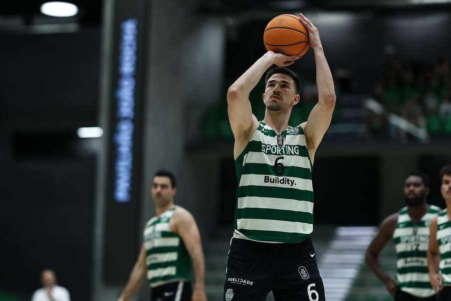Sporting empatou série das meias-finais