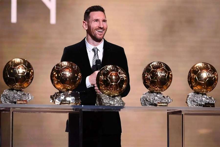 Jornal confirma Messi como vencedor da Bola de Ouro 2023