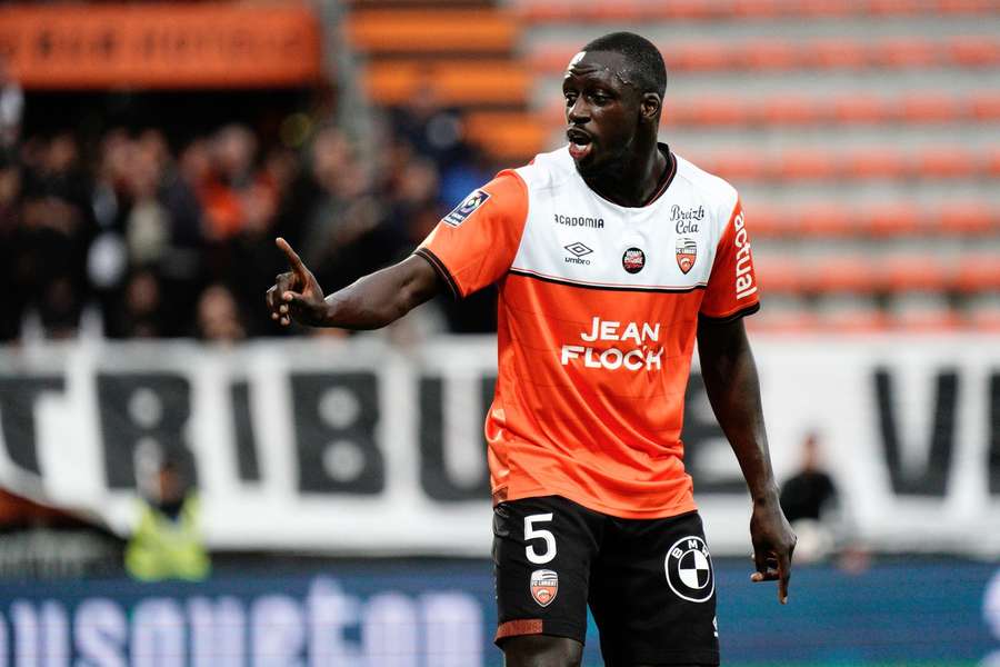 Mendy pronunciou-se contra o Manchester City