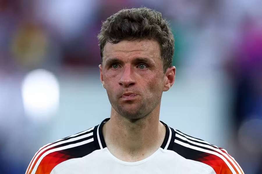 Thomas Müller sa po vypadnutí so Španielskom lúčil s domácim šampionátom i reprezentačnou kariérou v slzách.