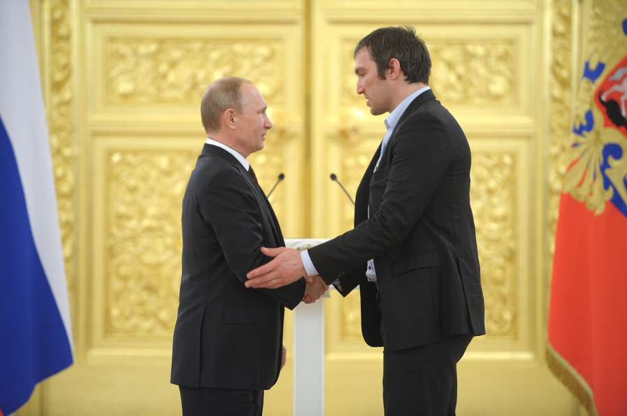 Putin com Alexander Ovechkin Putin com Alexander Ovechkin