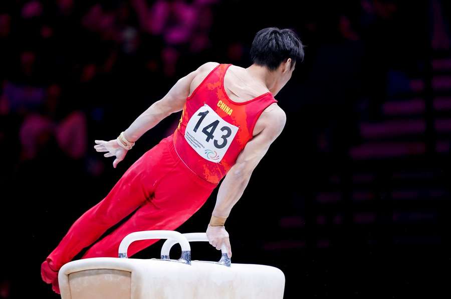 Echipa masculină a Chinei, campioană mondială la gimnastică artistică