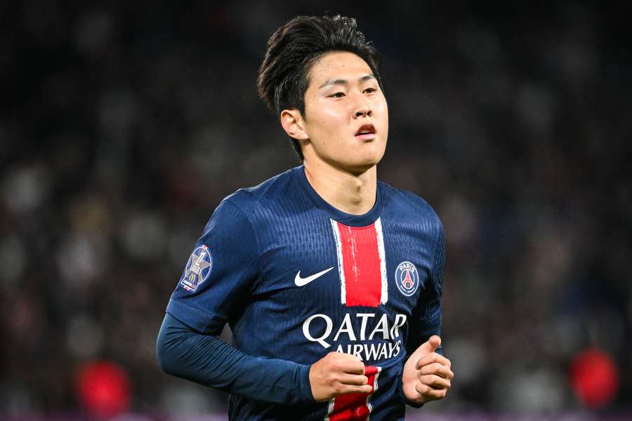 Oficial! Atletico Madrid a anunțat transferul lui Kang-in Lee de la PSG Oficial! Atletico Madrid a anunțat transferul lui Kang-in Lee de la PSG