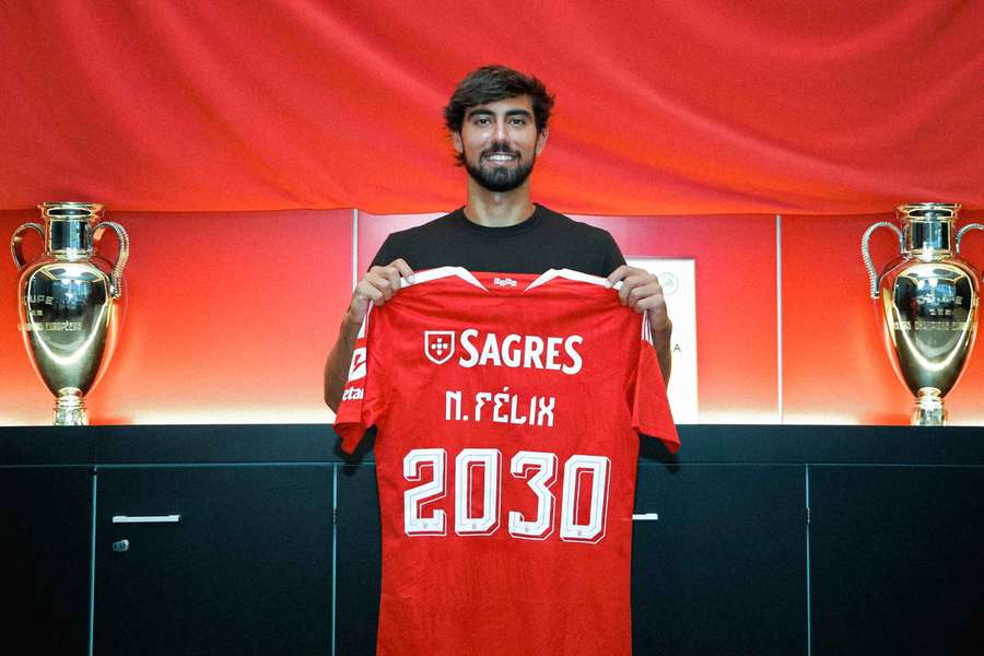 Nuno Félix fica ligado ao Benfica até junho de 2030 Nuno Félix fica ligado ao Benfica até junho de 2030