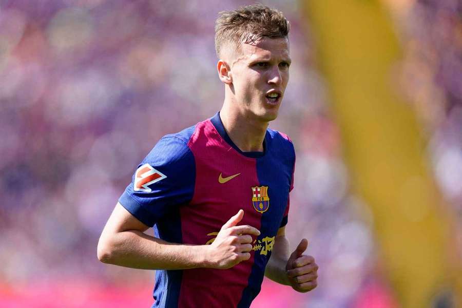 Barcelonský Dani Olmo je v hledáčku Manchesteru City.