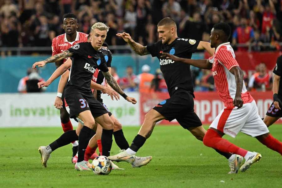 Când se joacă Dinamo - FCSB: LPF a stabilit programul etapelor 7 și 8 din SuperLiga Când se joacă Dinamo - FCSB: LPF a stabilit programul etapelor 7 și 8 din SuperLiga