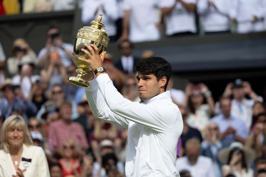Carlos Alcaraz buscará ganar su tercer Wimbledon en fila
