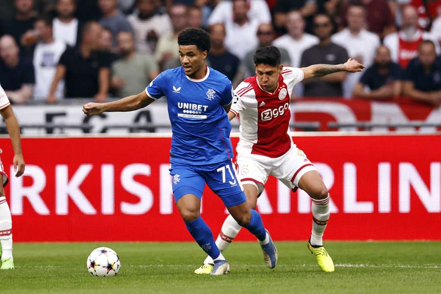 Tillman in actie voor Rangers FC tegen Ajax, september 2022