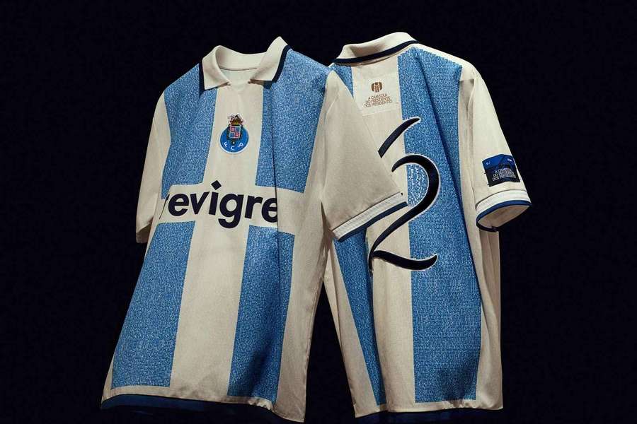 Camisola de homenagem a Pinto da Costa