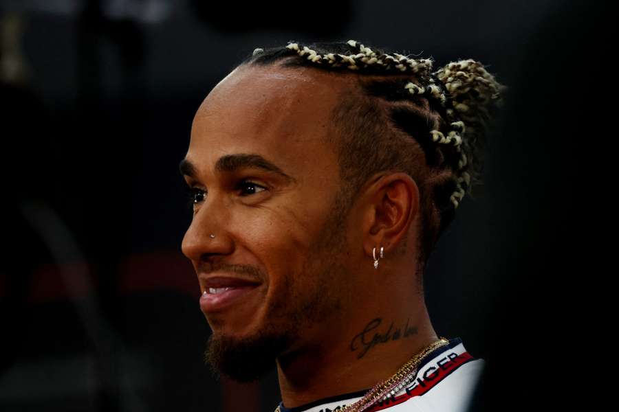Lewis Hamilton vai para Singapura à procura da sua primeira vitória desde 2021