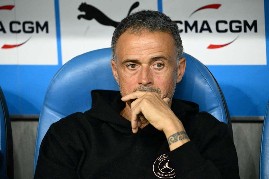 Mužstvo Luise Enriqueho v neděli derby s Marseille neodehraje.