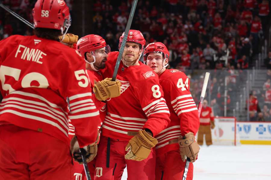 The Detroit Red Wings claimed an impressive win on Tuesday in the NHL at home.
