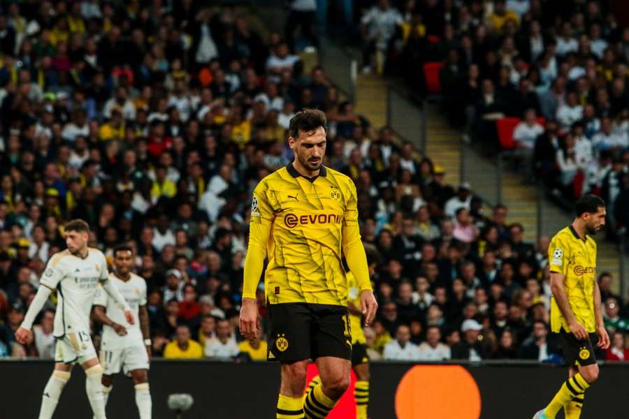 Hummels volta a deixar o Borussia Dortmund