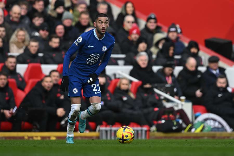 Ziyech in actie tegen Liverpool op 21 januari