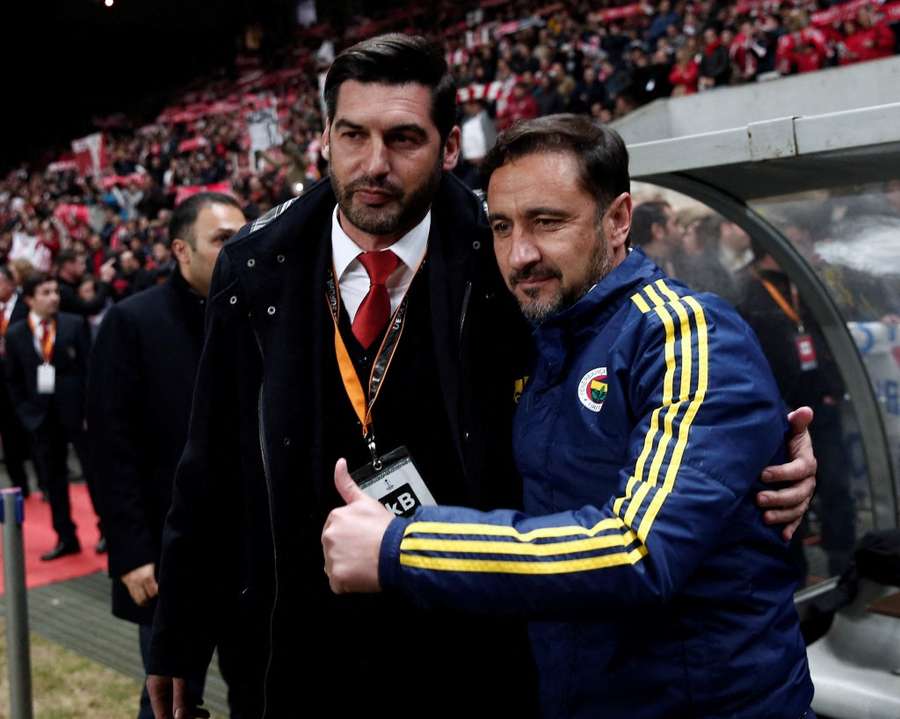 The two coaches at a Braga-Fenerbahce match