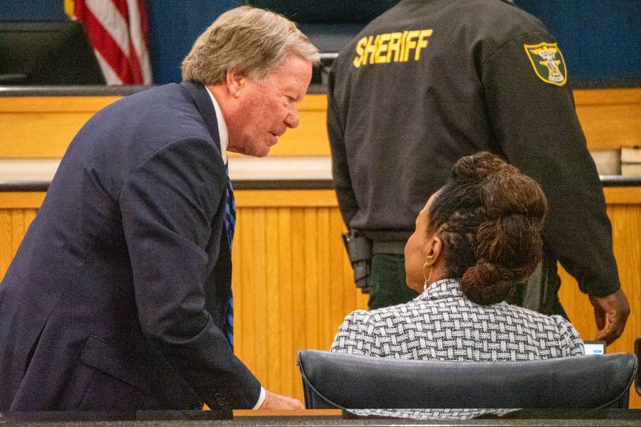 Doug Duncan, abogado de Tiger Woods, durante la audiencia en el tribunal del condado de Martin