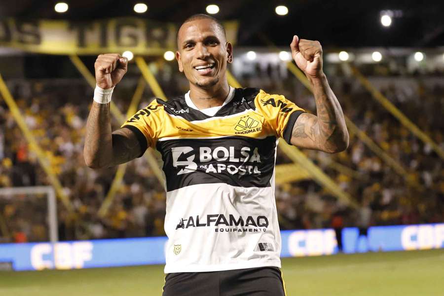 O Criciúma conseguiu uma vitória heroica em casa