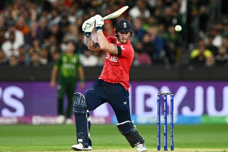 Stokes' 52 guided England to victory