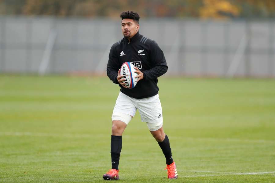 Ardie Savea in training with New Zealand